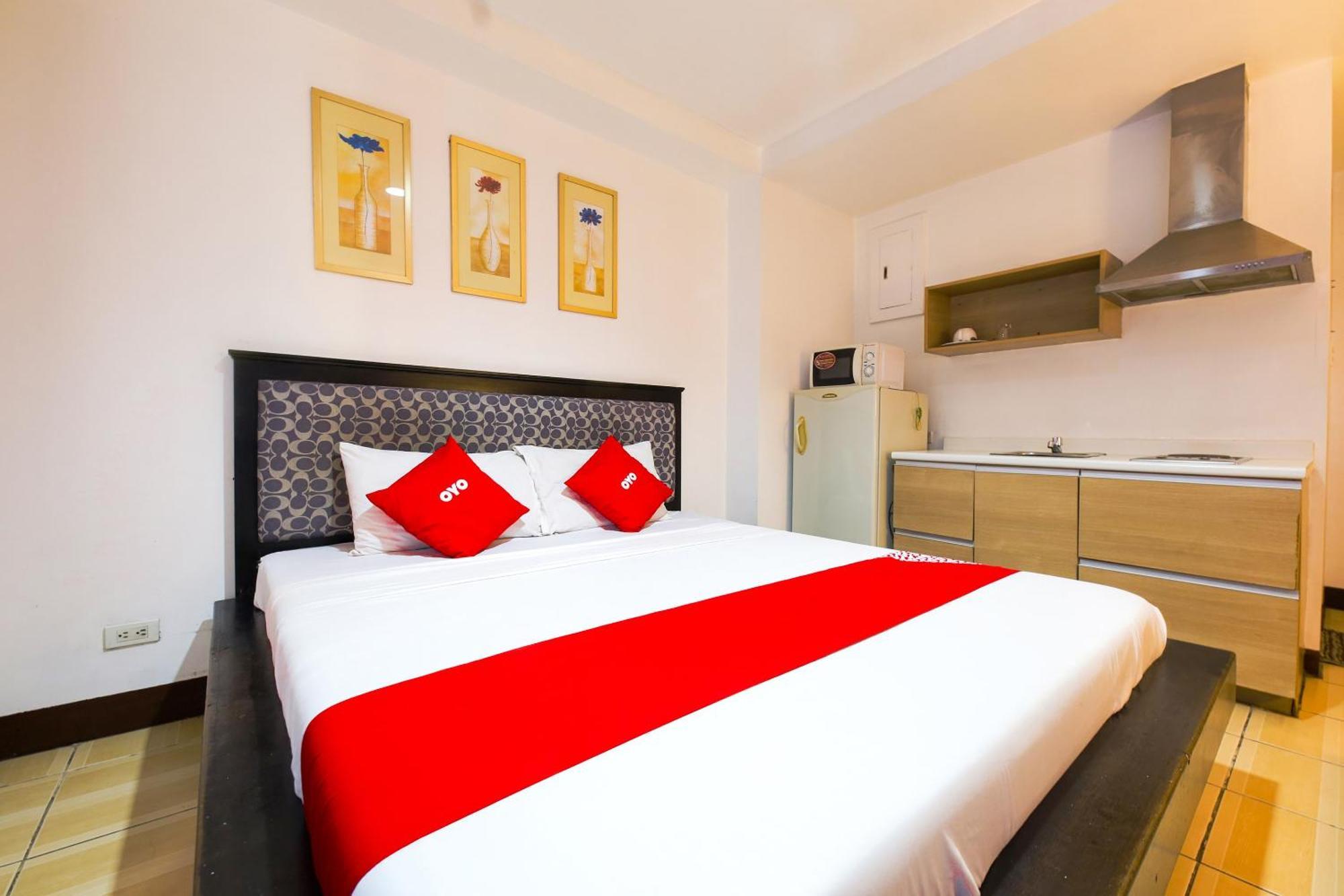 Oyo 769 Poblacion Suites Polaris Makati City Eksteriør bilde
